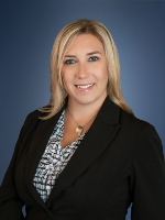 laurie calcagino headshot
